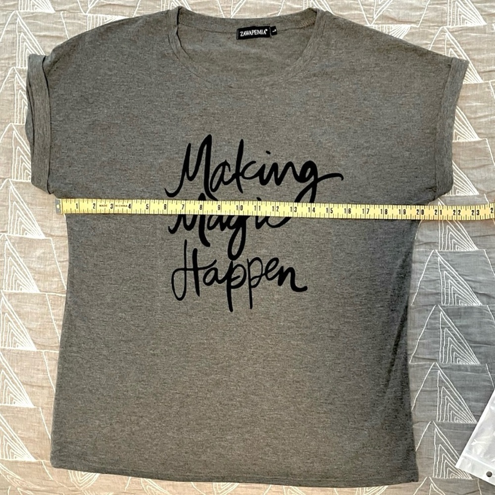 NWOT Graphic Tee - Making Magic Happen - Picture 3 of 4